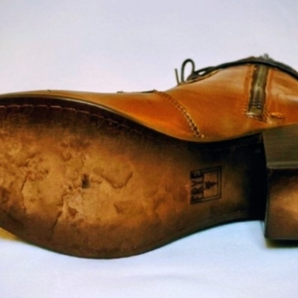 Frye Courtney Lace Up Boots In Cognac Brown - Picture 12 of 16